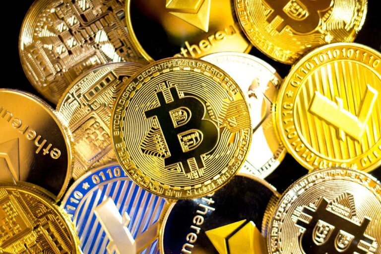 Top Bitcoin & Cryptocurrency Myths To Stay Away From
