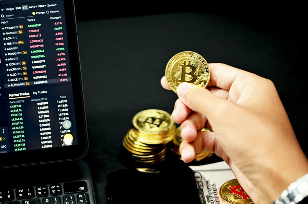 Get aware of the implausible ways of making profits from bitcoin that will blow your mind!
