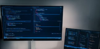 TOP 10 PROGRAMMING LANGUAGES REDEFINING THE FUTURE OF CODING