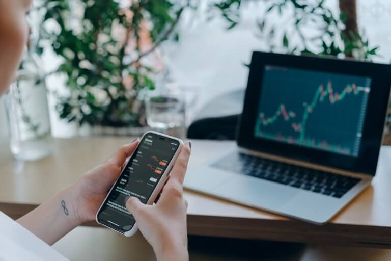 Blockchain Tech Is Going To Revolutionize Investing