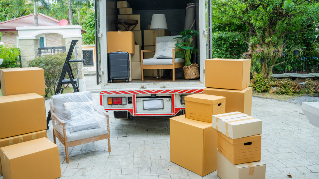 What Sets Top-Tier Moving Companies Apart in the Industry